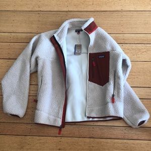 Brand new never worn Patagonia Retro-X jacket.